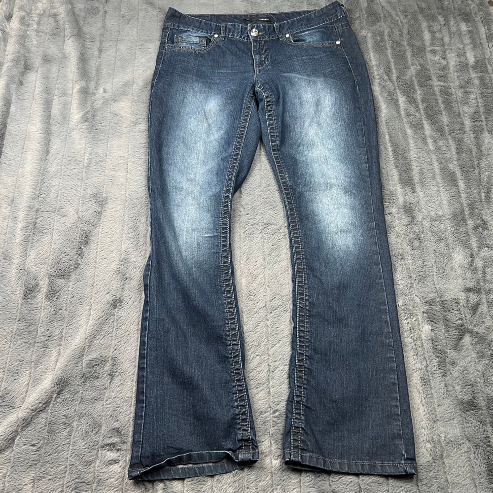 Maurices Women Dark Wash Bootcut Jeans Embroidered Back Pockets Size 11/12